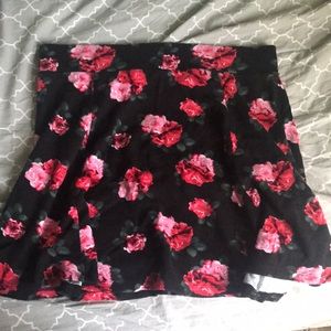 Floral Skirt Size L